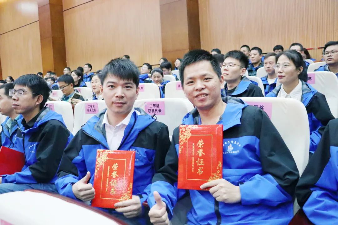 1704011910378163.jpg 640.jpg